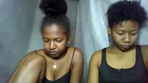 Snapshot of annick98 chatting on 02/10/26, 10:52 annick98 online show from 02/10/26, 10:52