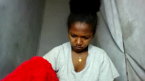 Snapshot of annick98 chatting on 02/12/26, 08:42 annick98 online show from 02/12/26, 08:42