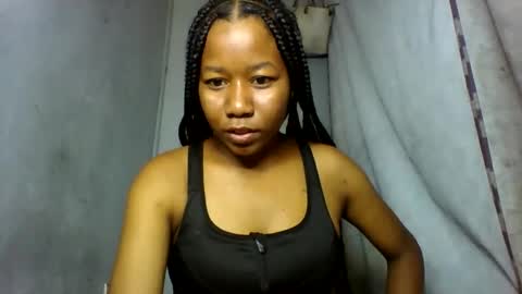 Snapshot of annick98 chatting on 02/19/26, 10:22 annick98 online show from 02/19/26, 10:22