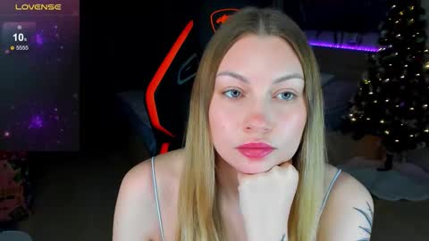 Snapshot of annie69kiss chatting on 01/18/26, 01:53 Annie online show from 01/18/26, 01:53