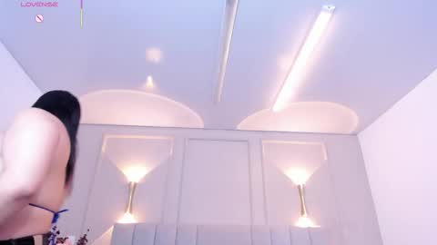 annie_20_ online show from 01/09/26, 12:08