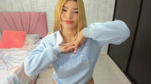 Snapshot of annie_andrade1 chatting on 02/05/25, 04:59 annie online show from 02/05/25, 04:59