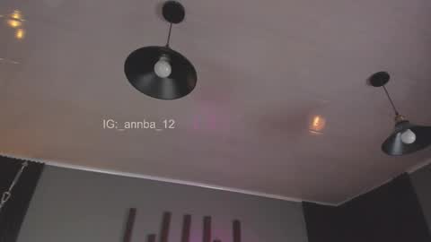 annie_barozzi online show from 11/15/25, 05:20