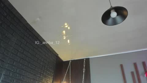 annie_barozzi online show from 12/20/25, 12:01