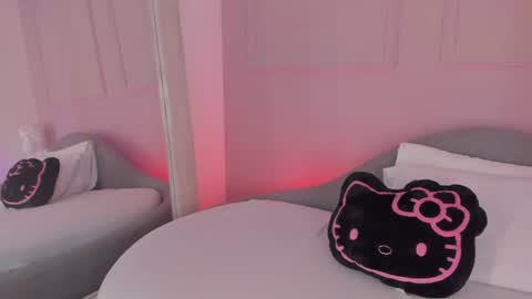Annie online show from 07/20/26, 08:11