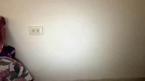 Annie  online show from 12/16/24, 09:20