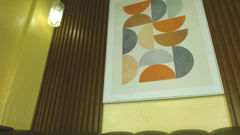 Annie  online show from 04/23/26, 06:54