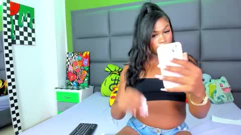 annie_dolce_ online show from 09/11/25, 04:18