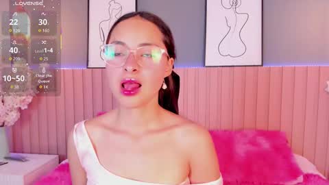   online show from 09/18/25, 12:07