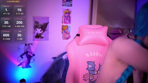 Annie May   online show from 12/08/24, 02:52