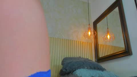 Annie online show from 05/16/26, 12:07