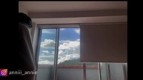 JEANNE no olvides seguirme dont forget follow me  uu online show from 09/10/25, 07:36