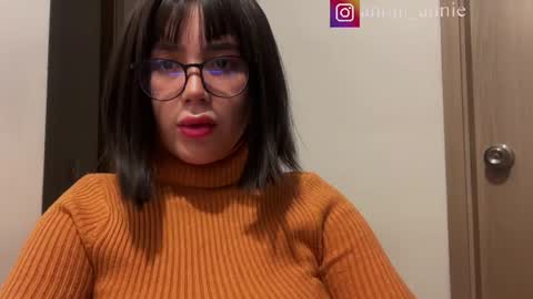 Snapshot of annie_snow_ chatting on 07/07/26, 11:53 JEANNE no olvides seguirme dont forget follow me uu online show from 07/07/26, 11:53