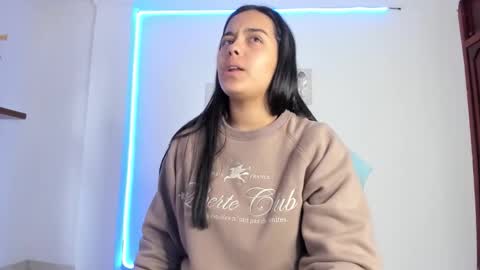 Annie online show from 02/05/26, 01:16