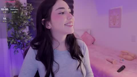 Snapshot of anniebrie chatting on 10/25/25, 05:59 Cassandra online show from 10/25/25, 05:59