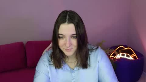 Annie online show from 10/15/25, 01:39