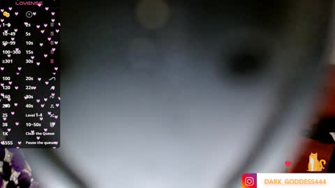   Annie  Independent model Hello all offline tokens are appreciated  thank you for your support.33 online show from 09/25/25, 02:37