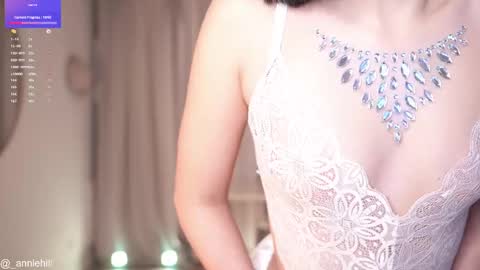 Snapshot of anniehillofficial_ chatting on 02/25/25, 09:02 anniehillofficial_ online show from 02/25/25, 09:02