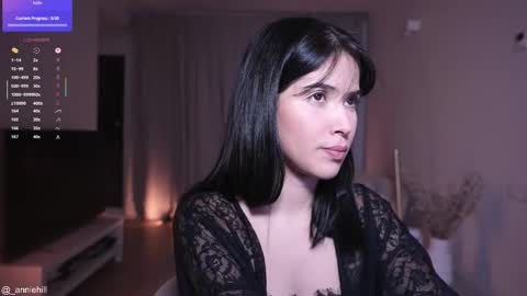 anniehillofficial_ online show from 11/14/25, 09:46