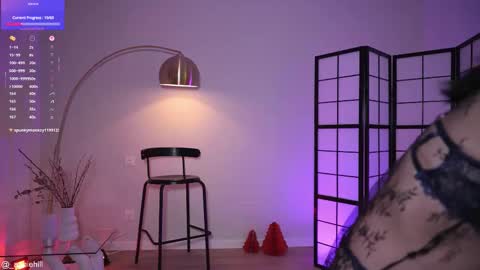 anniehillofficial_ online show from 12/14/25, 10:14