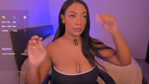 A N N I E online show from 04/13/26, 01:00