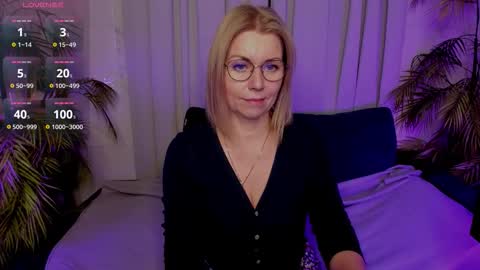 Annie online show from 11/10/25, 05:50