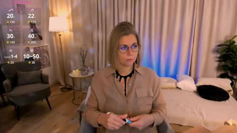 Annie online show from 02/17/26, 06:32