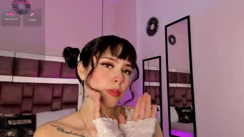 Annie online show from 05/26/26, 11:39