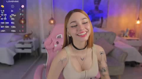 Snapshot of anniita_ chatting on 02/12/25, 07:23 VIVIANNA online show from 02/12/25, 07:23