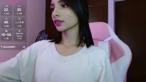 Snapshot of annitaserna chatting on 01/04/25, 03:50 AnnaS online show from 01/04/25, 03:50