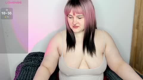 Snapshot of annnott chatting on 02/07/25, 04:14 Ann online show from 02/07/25, 04:14