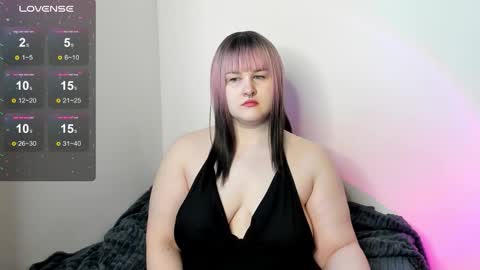 Snapshot of annnott chatting on 10/11/25, 10:03 Ann online show from 10/11/25, 10:03