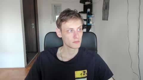    online show from 11/25/25, 02:28