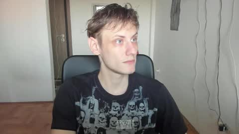    online show from 12/15/25, 02:32