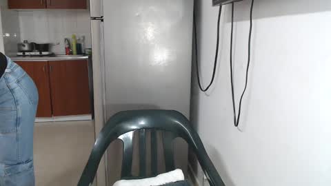 anntonella_squirt online show from 11/04/25, 11:26