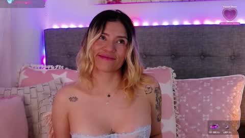 Antonella Lee online show from 10/14/25, 05:58