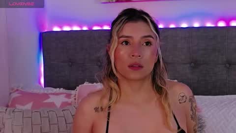 Antonella Lee online show from 02/15/26, 06:59