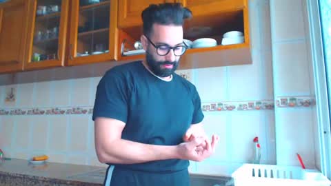 Snapshot of annuler_9 chatting on 02/12/25, 08:49 adrenalinE online show from 02/12/25, 08:49