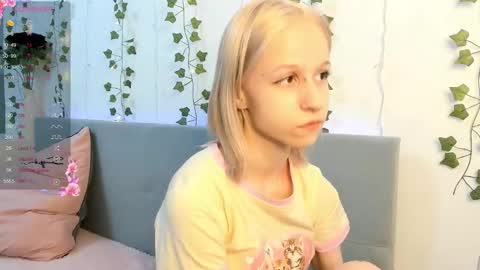 annymeow online show from 12/03/25, 10:35