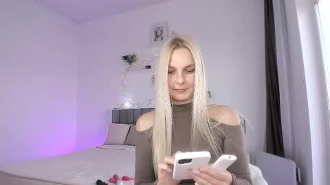 Anny online show from 03/01/26, 11:01