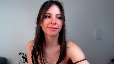 Snapshot of anny_leinhart chatting on 02/06/25, 10:04 Ana online show from 02/06/25, 10:04