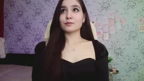 Annie online show from 02/12/25, 06:08