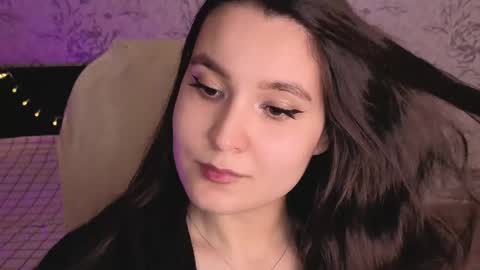 Annie online show from 05/30/26, 01:25
