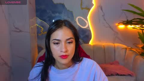 Live 1500am 2100pm COLOMBIAN HOUR online show from 04/18/26, 12:31