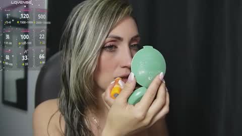 Anny online show from 04/17/26, 11:57