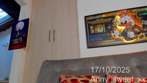 Snapshot of anny_sweet_xx chatting on 10/17/25, 10:34 BABY ANNY   INSTAGRAM Annycutie20 online show from 10/17/25, 10:34