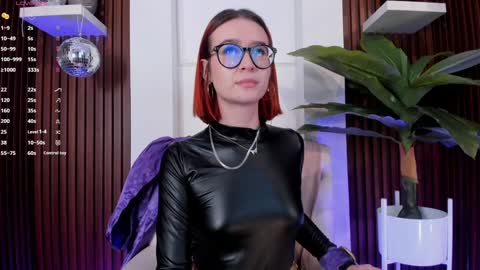 Snapshot of annybuny chatting on 01/10/25, 05:56 Ana online show from 01/10/25, 05:56