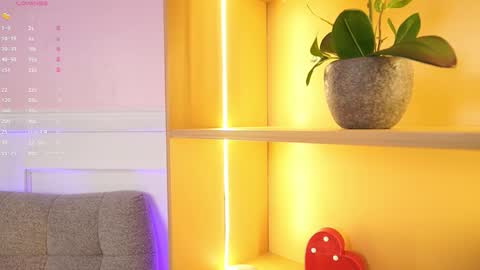 Snapshot of annybuny chatting on 11/10/25, 11:53 Ana online show from 11/10/25, 11:53