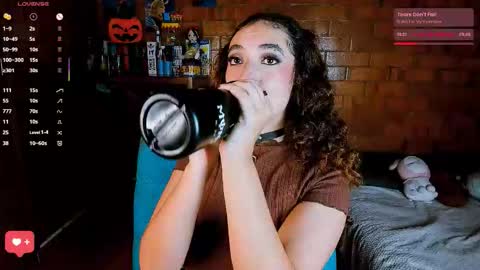 Snapshot of annycolin chatting on 11/14/25, 04:44 Anny IG online show from 11/14/25, 04:44