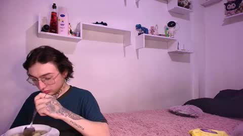 anny harris online show from 11/18/25, 11:15